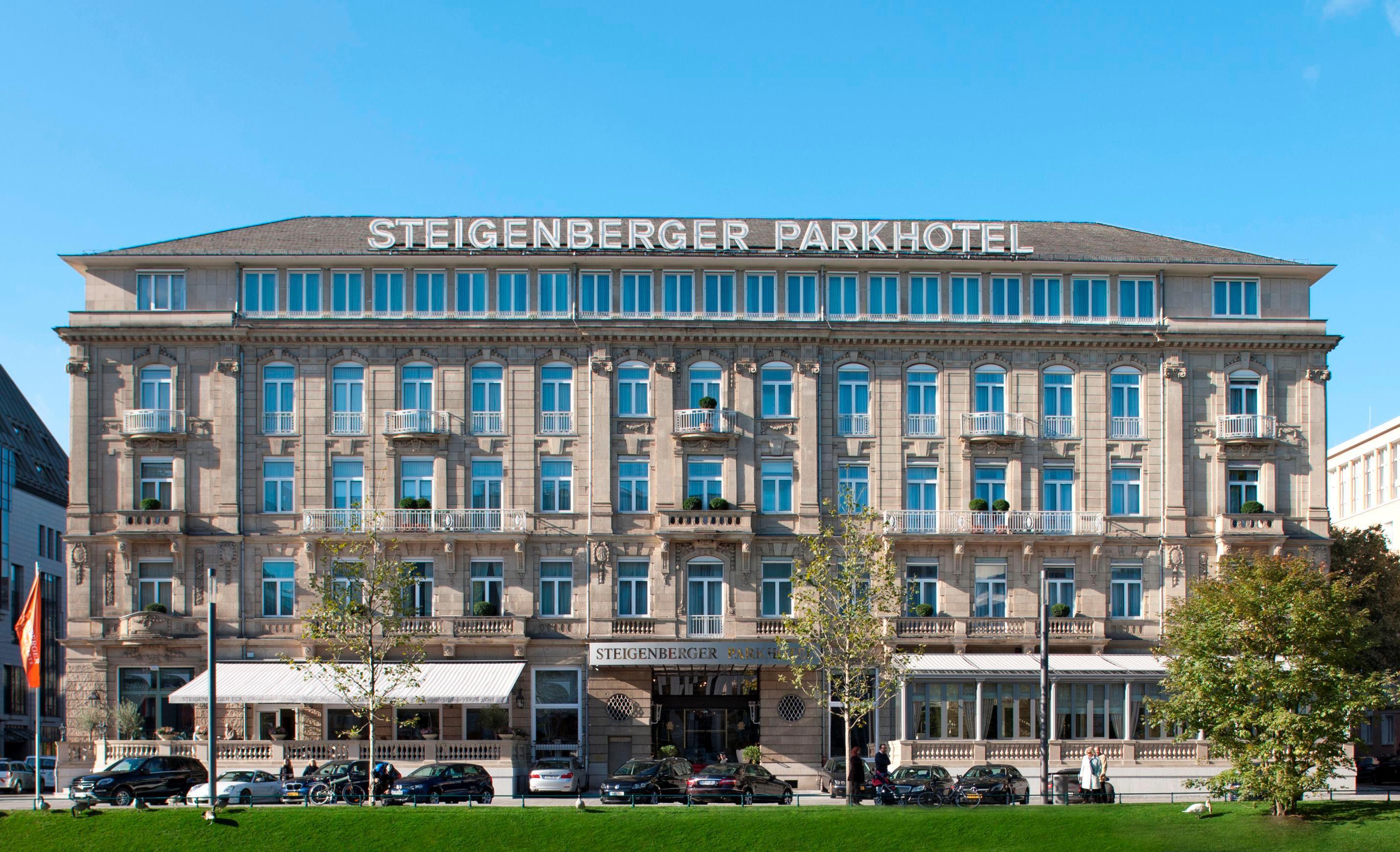 シュタイゲンベルガー パークホテル デュッセルドルフ エクステリア 写真